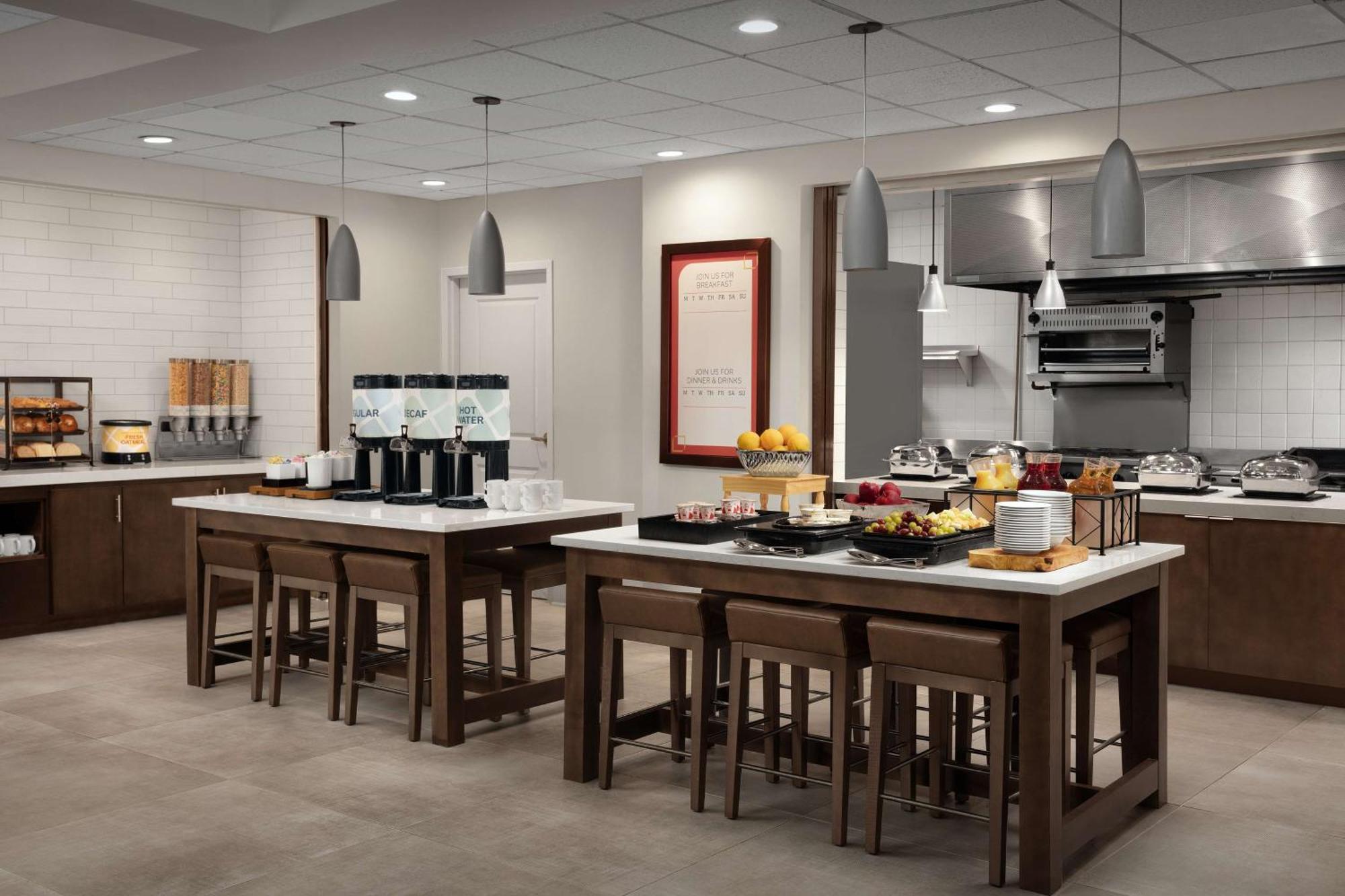 Hilton Garden Inn Philadelphia-Fort Washington Luaran gambar